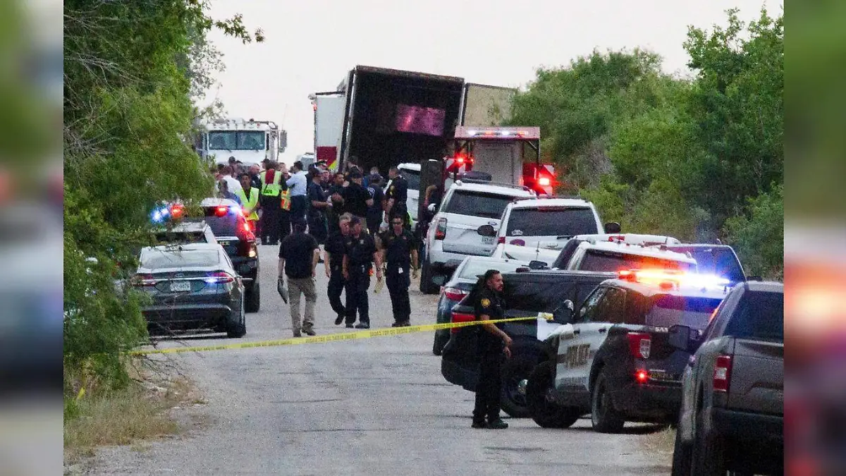 trailer migrantes texas REUTERS